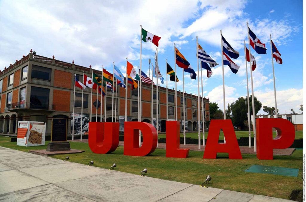 Universidad de las Américas Puebla (UDLAP) - estudiar medicina en México